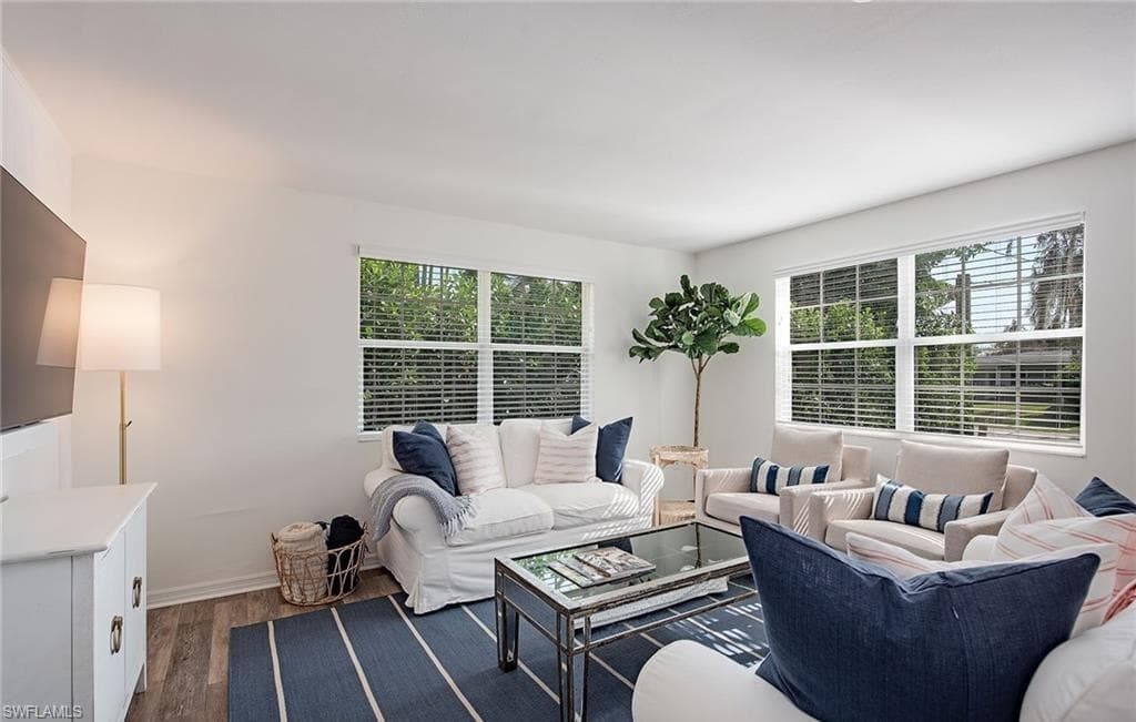 1281 Diana AVE, NAPLES FL 34103-4