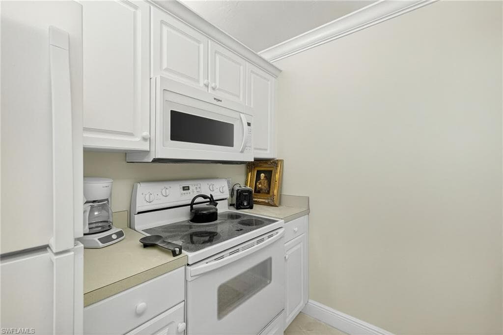 827 E Gulf DR # J7, SANIBEL FL 33957-8
