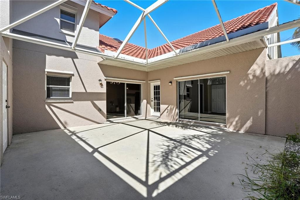 4293 Court LN # 15C, NAPLES FL 34109-32