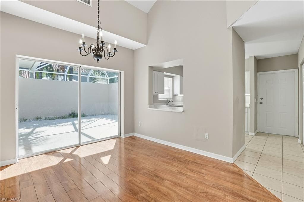 4293 Court LN # 15C, NAPLES FL 34109-11