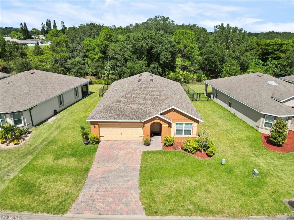 10564 Canal Brook LN, LEHIGH ACRES FL 33936-22