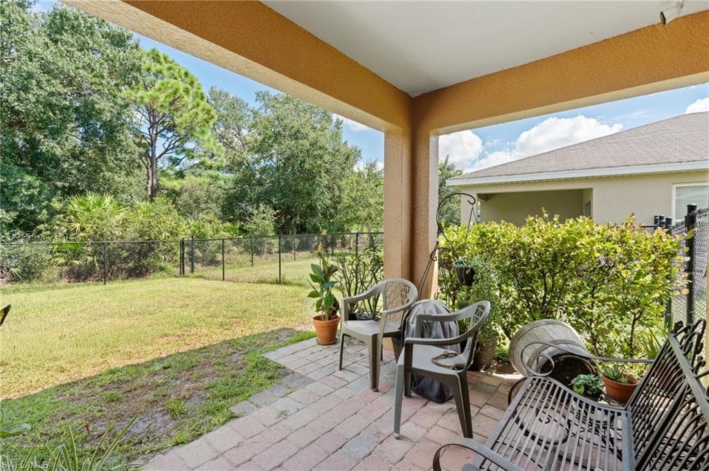 10564 Canal Brook LN, LEHIGH ACRES FL 33936-25
