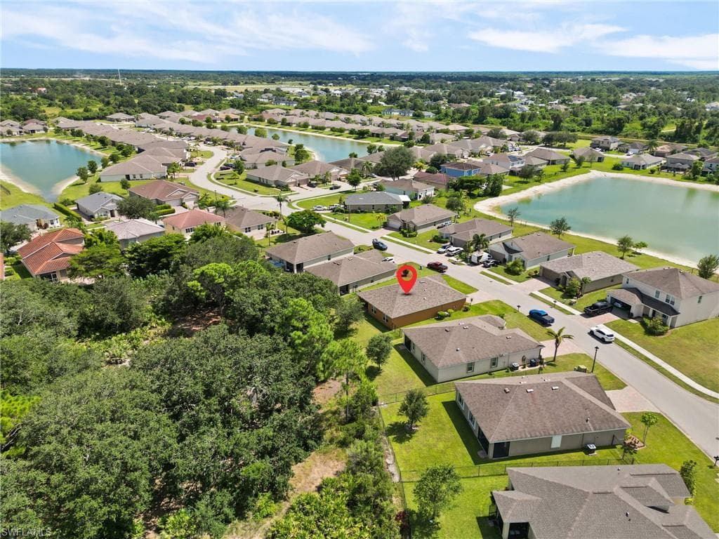 10564 Canal Brook LN, LEHIGH ACRES FL 33936-36