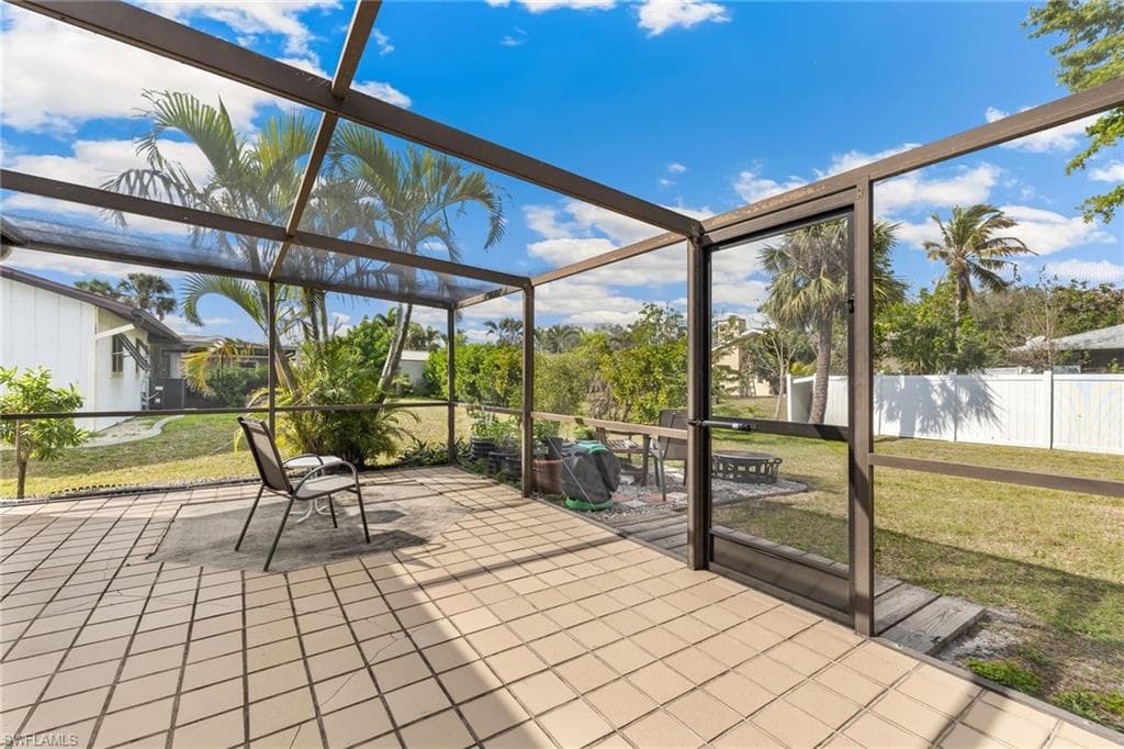 6118 Park RD, FORT MYERS FL 33908-15