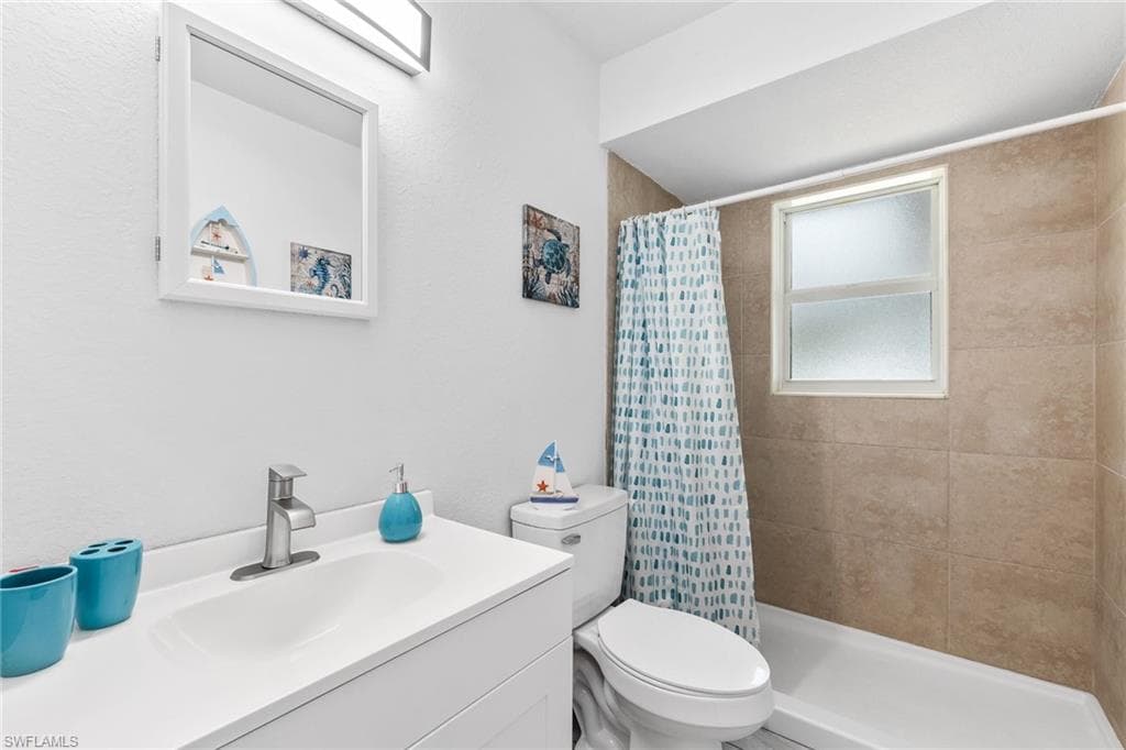 6118 Park RD, FORT MYERS FL 33908-13