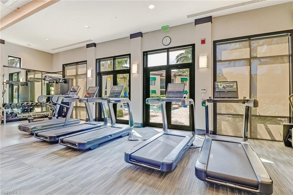 1540 5th AVE S # D303, NAPLES FL 34102-36