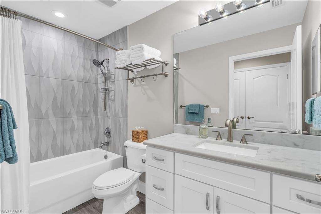 11041 Gulf Reflections DR # 203, FORT MYERS FL 33908-22