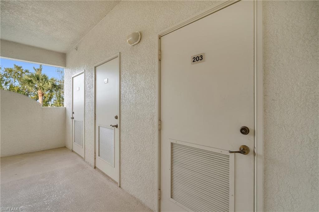 11041 Gulf Reflections DR # 203, FORT MYERS FL 33908-25