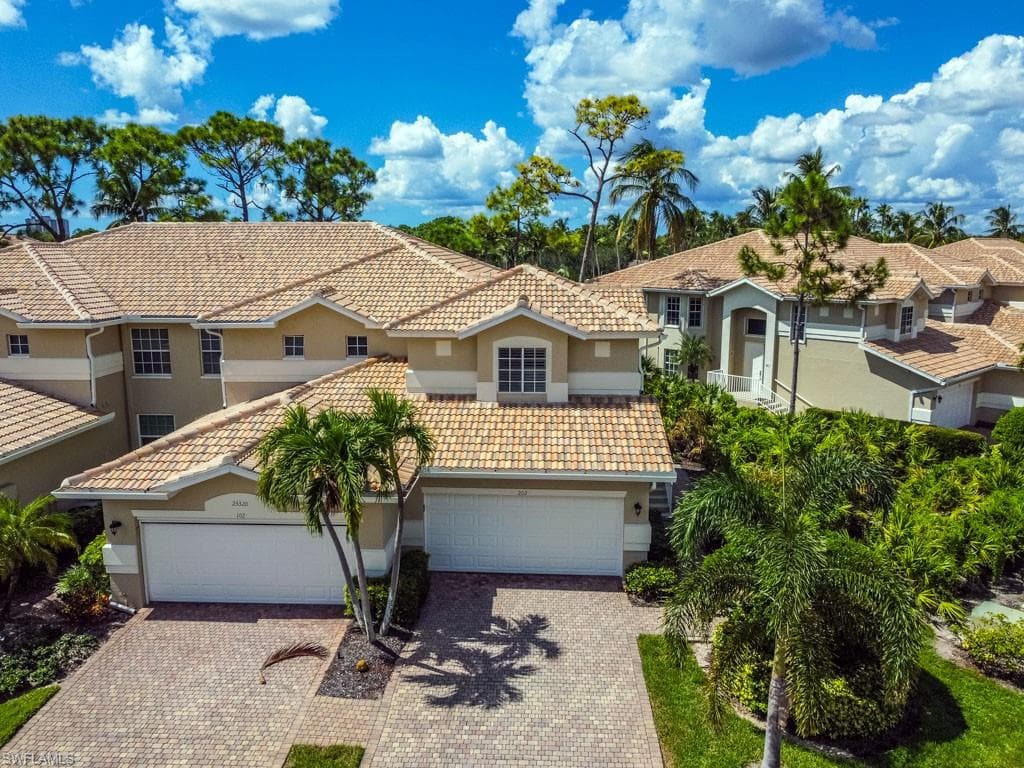 23320 Coconut Island DR # 202, ESTERO FL 34134-29