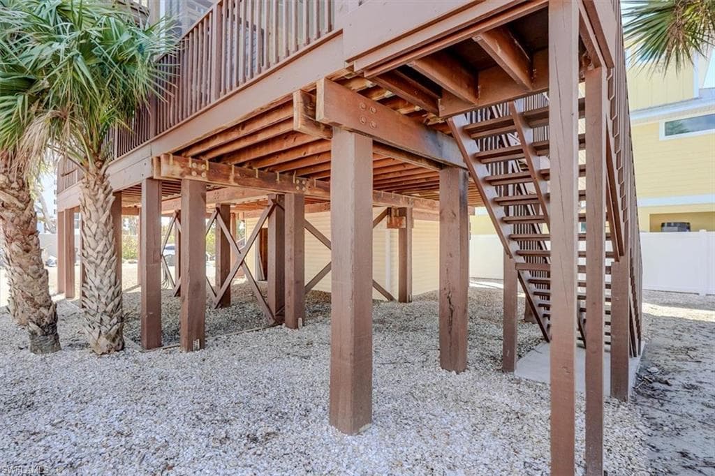 125 Gulfview AVE, FORT MYERS BEACH FL 33931-42