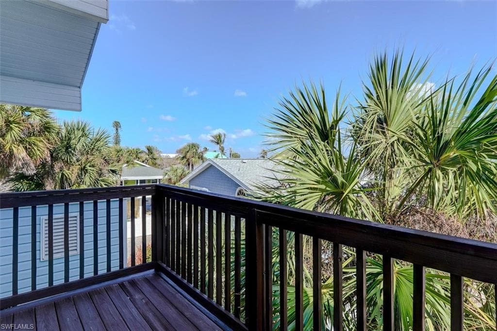 125 Gulfview AVE, FORT MYERS BEACH FL 33931-33