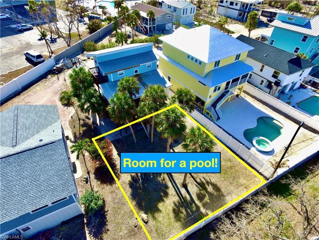 125 Gulfview AVE, FORT MYERS BEACH FL 33931-47