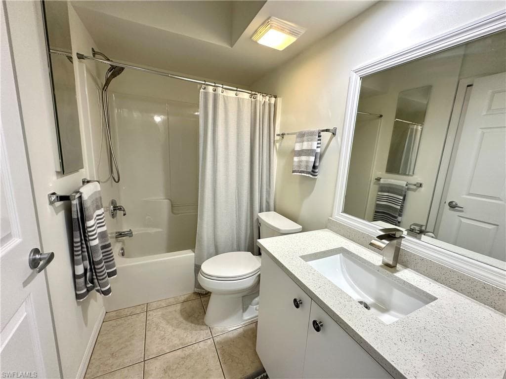 25761 Lake Amelia WAY # 201, BONITA SPRINGS FL 34135-27
