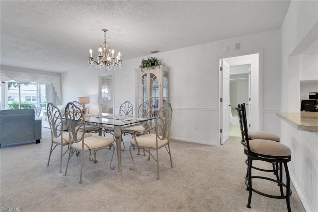 7032 Cedarhurst DR, FORT MYERS FL 33919-6