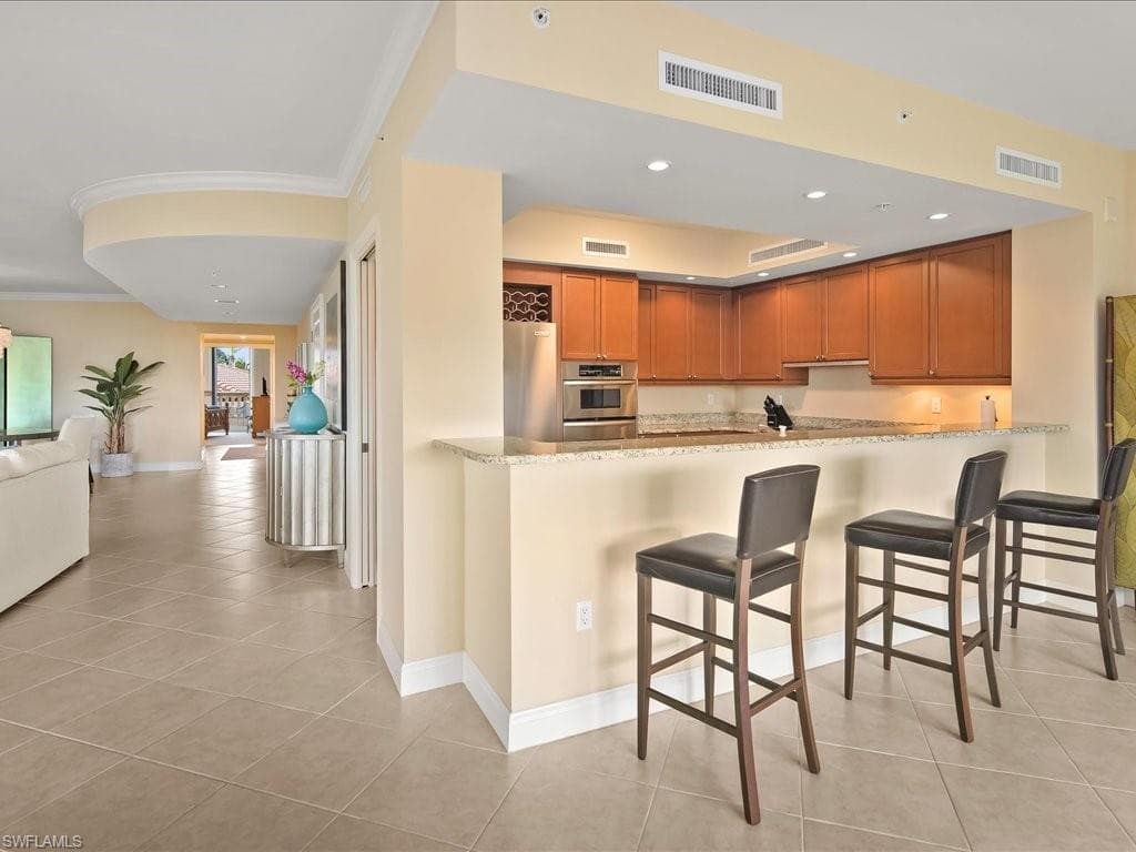 1050 BORGHESE LN 204-12