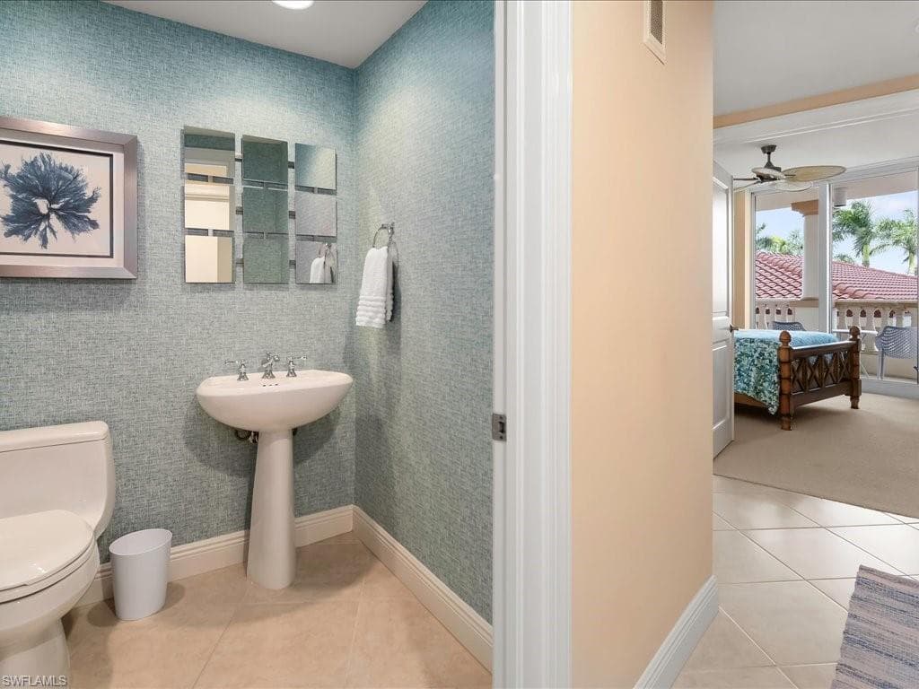 1050 BORGHESE LN 204-24