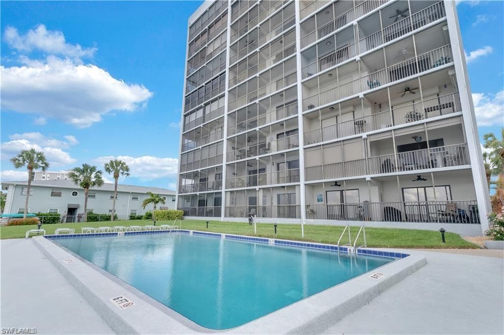 3300 N Key DR # 2C, NORTH FORT MYERS FL 33903-26