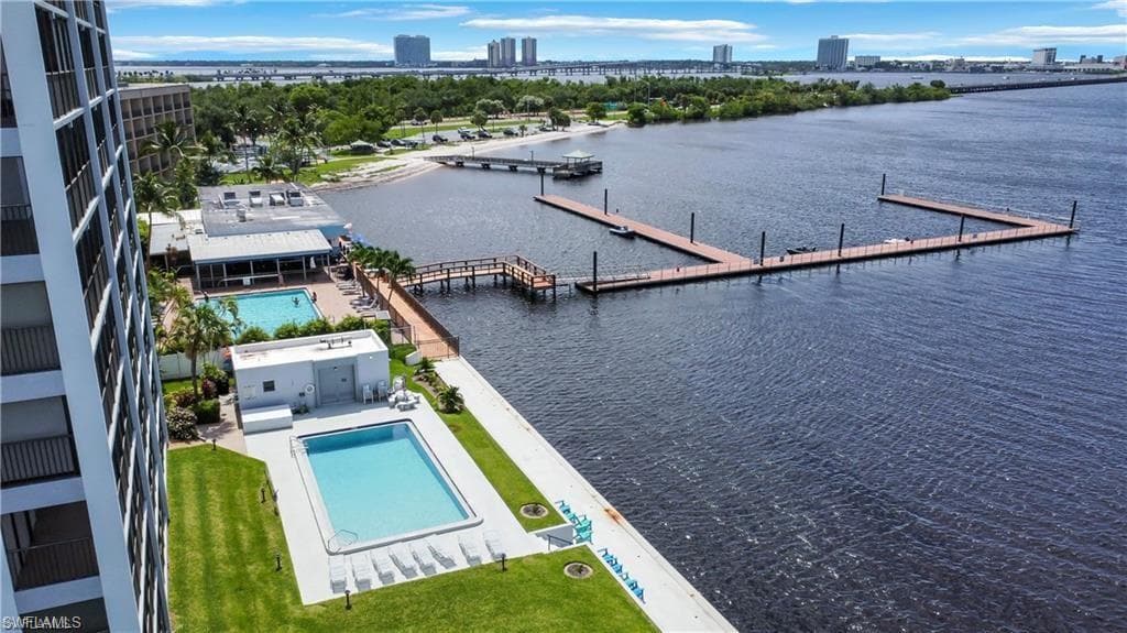 3300 N Key DR # 2C, NORTH FORT MYERS FL 33903-16