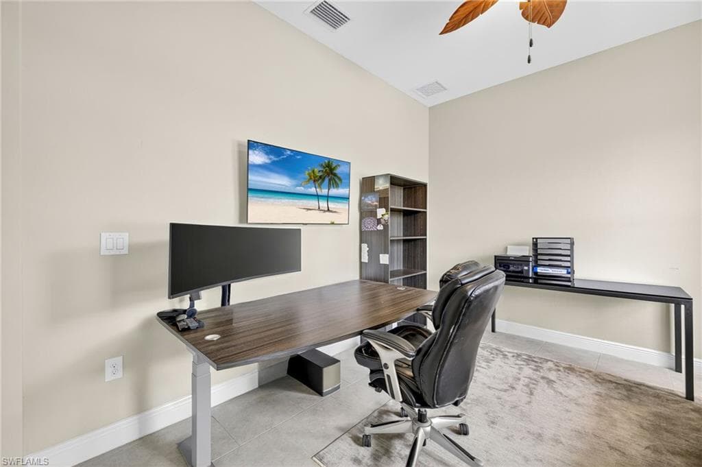 3604 Pilot CIR, NAPLES FL 34120-22