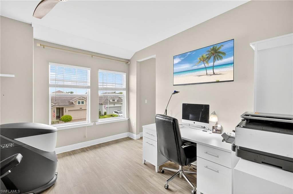 3604 Pilot CIR, NAPLES FL 34120-35