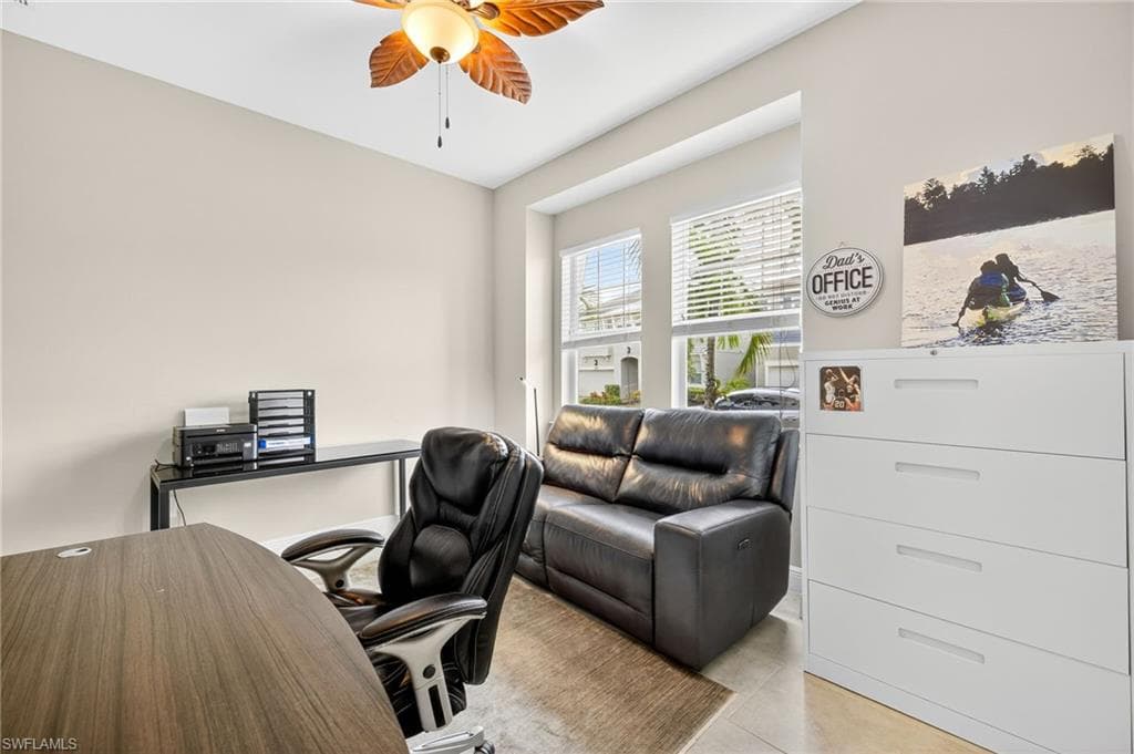 3604 Pilot CIR, NAPLES FL 34120-23