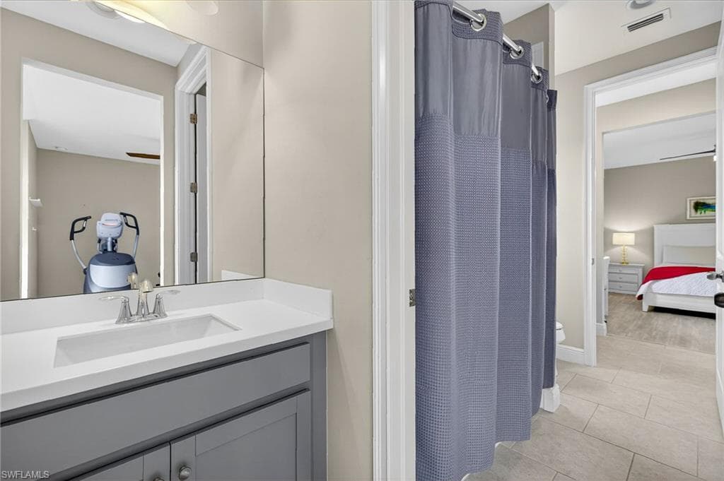 3604 Pilot CIR, NAPLES FL 34120-33