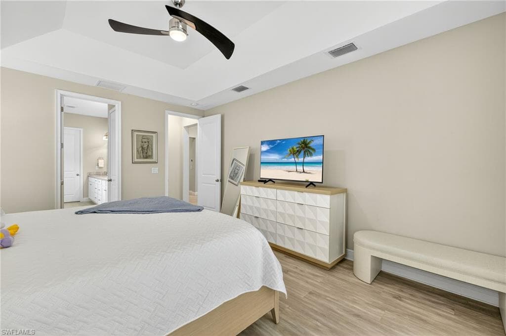 3604 Pilot CIR, NAPLES FL 34120-17