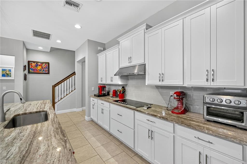 3604 Pilot CIR, NAPLES FL 34120-14