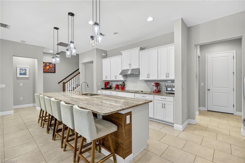 3604 Pilot CIR, NAPLES FL 34120-10