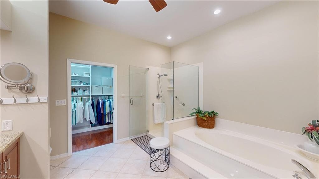 14327 Patty Berg DR, FORT MYERS FL 33919-38