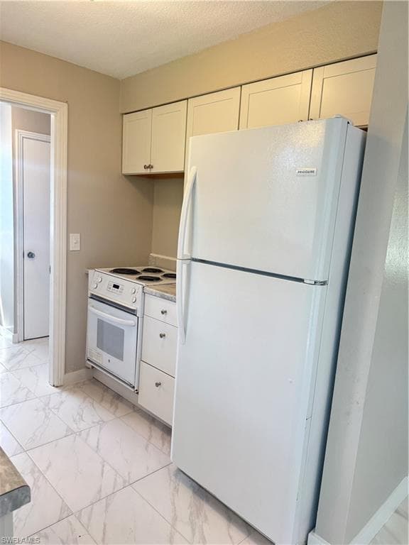 4976 Howard ST, FORT MYERS FL 33905-7