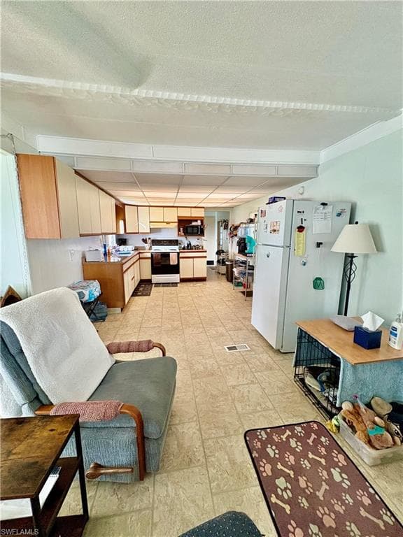 892 Homestead DR, NORTH FORT MYERS FL 33917-15