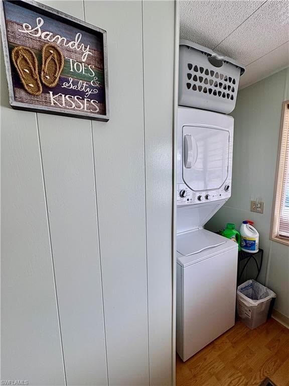 892 Homestead DR, NORTH FORT MYERS FL 33917-36