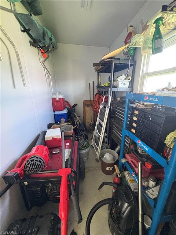 892 Homestead DR, NORTH FORT MYERS FL 33917-10