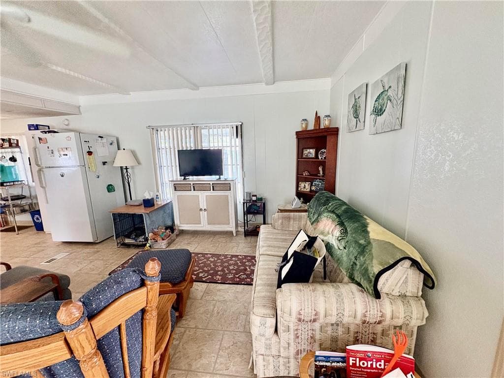 892 Homestead DR, NORTH FORT MYERS FL 33917-18