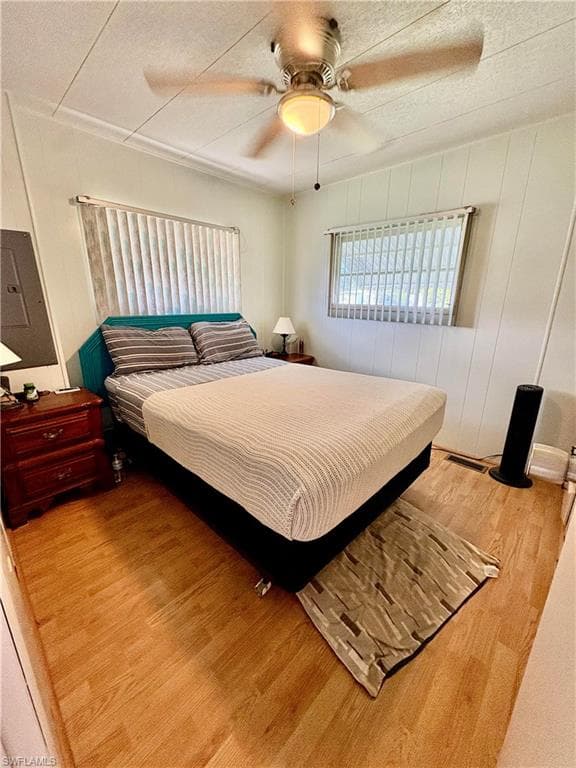 892 Homestead DR, NORTH FORT MYERS FL 33917-24