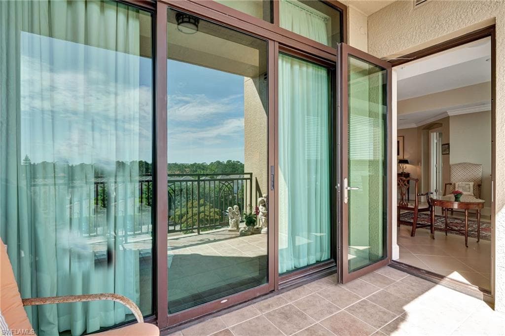 9115 Strada PL # 5411, NAPLES FL 34108-20