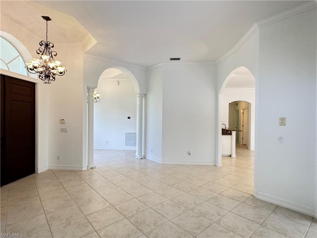 5071 Coral Wood DR, NAPLES FL 34119-3