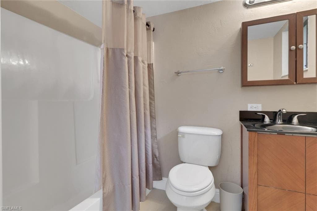 1350 Green Valley CIR # 1503, NAPLES FL 34104-17