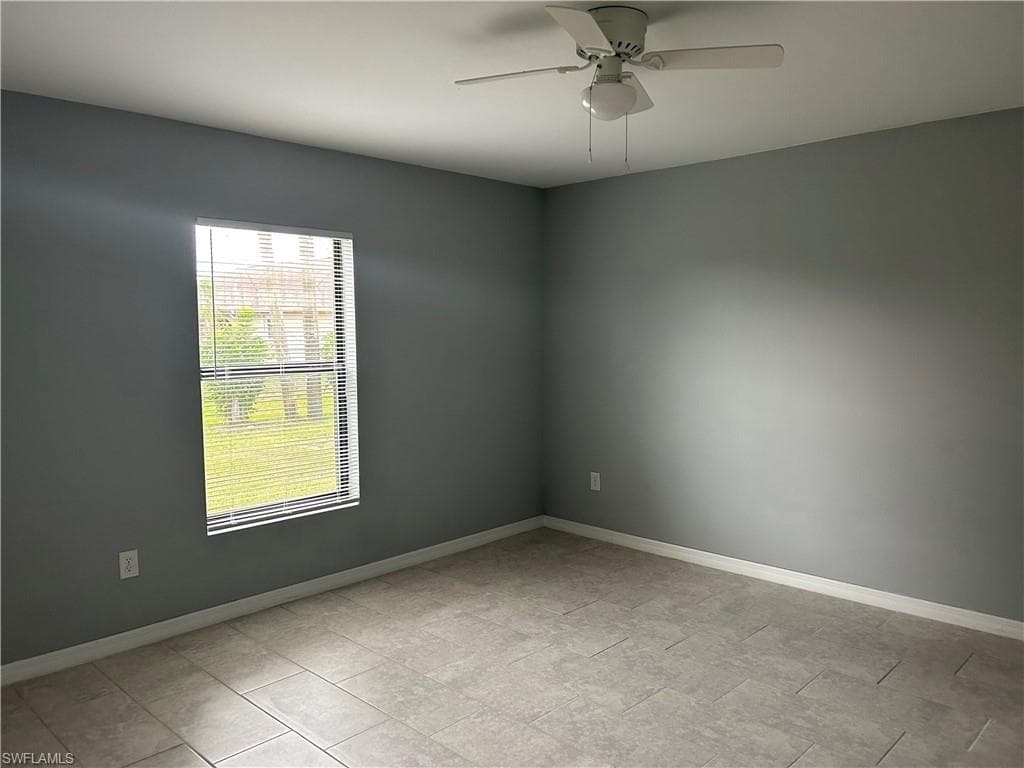 2549 Village Of Entrada ST, CAPE CORAL FL 33909-11