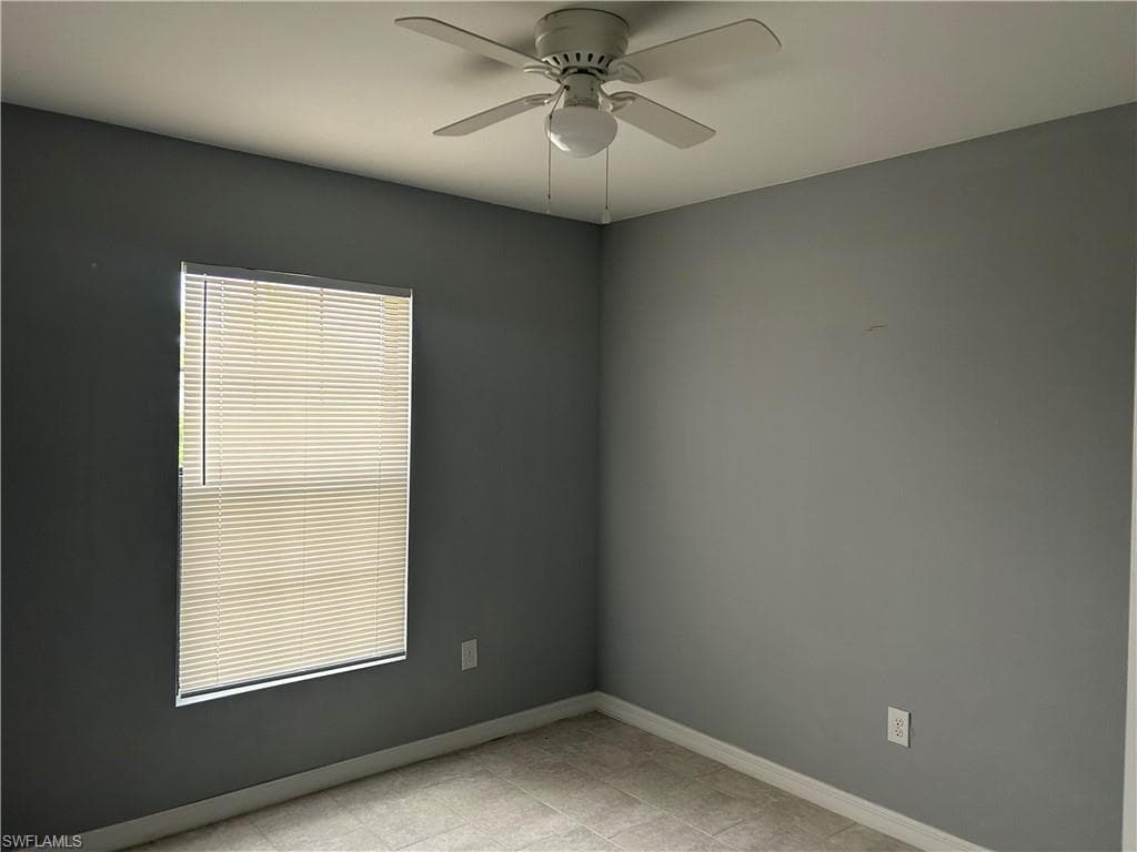 2549 Village Of Entrada ST, CAPE CORAL FL 33909-8