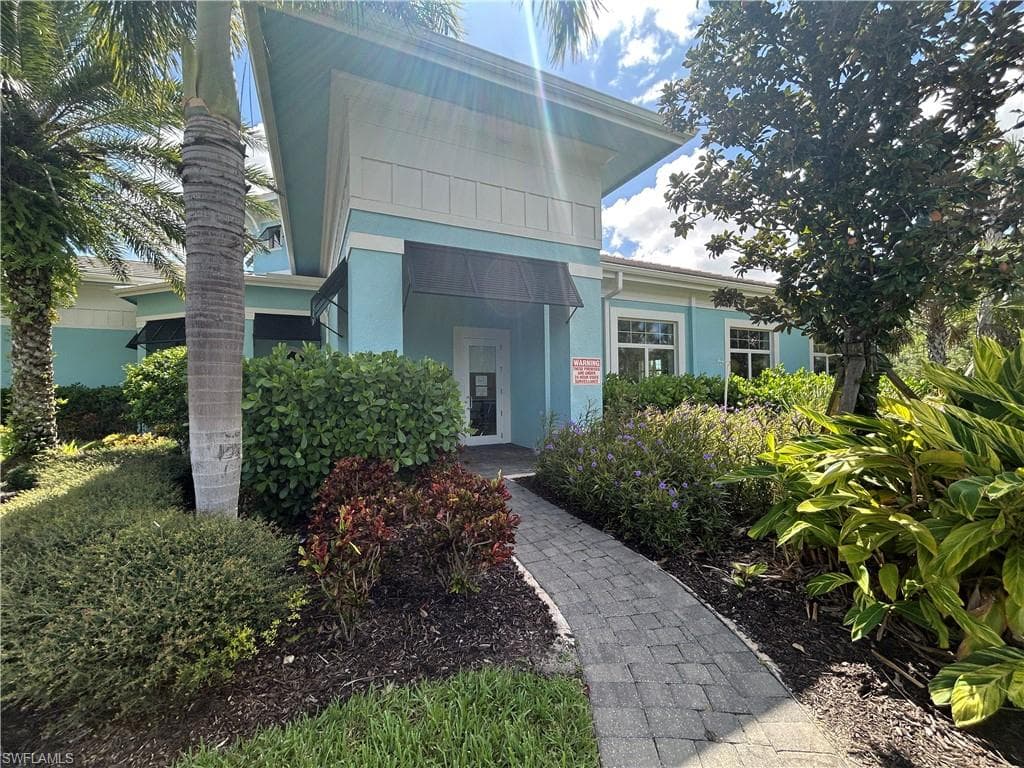 2549 Village Of Entrada ST, CAPE CORAL FL 33909-23