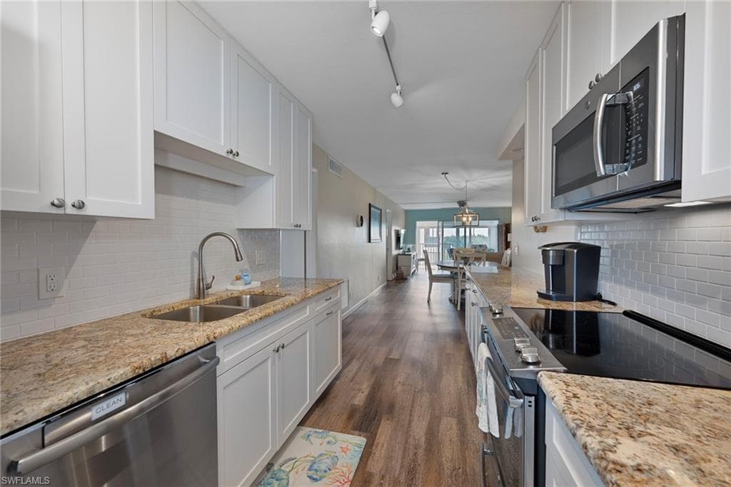 200 Pebble Beach BLVD # D501, NAPLES FL 34113-2