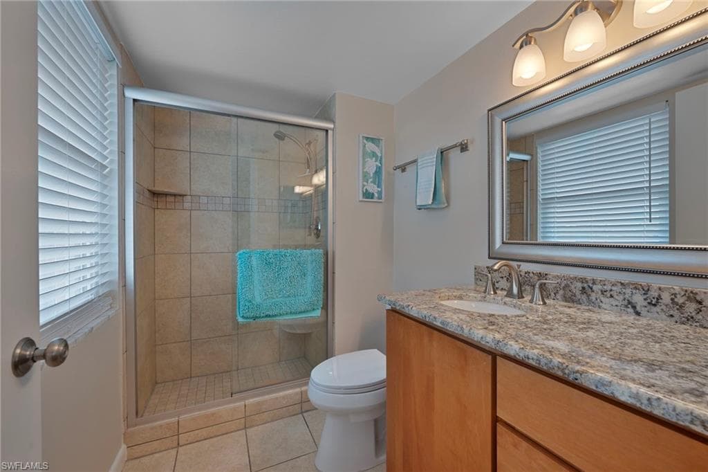 200 Pebble Beach BLVD # D501, NAPLES FL 34113-9