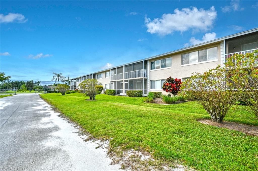 240 Pebble Beach BLVD # 702, NAPLES FL 34113-21