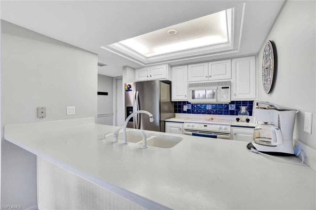 5220 Bonita Beach RD SW 204-6