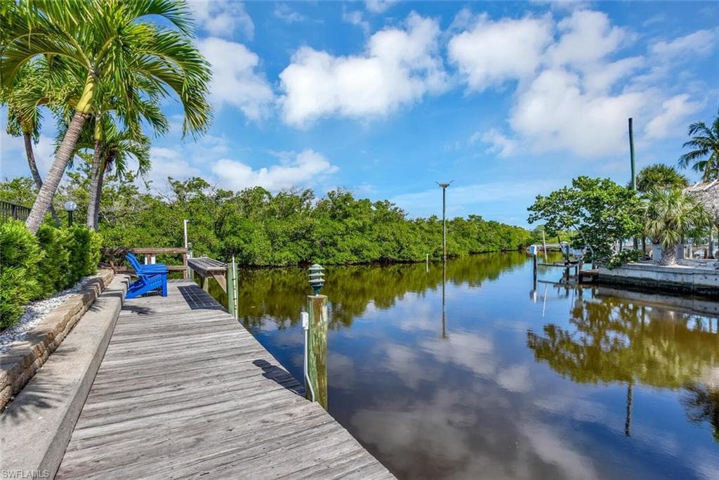 5220 Bonita Beach RD SW 204-19