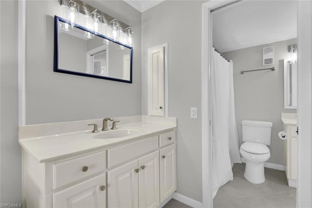 5220 Bonita Beach RD SW 204-13