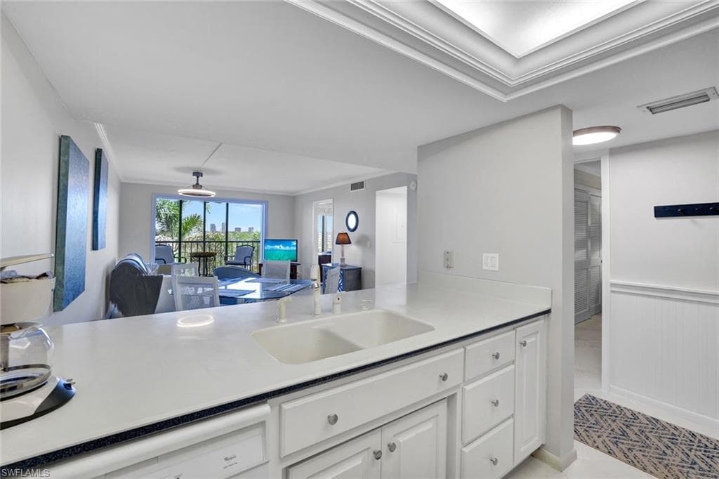 5220 Bonita Beach RD SW 204-7