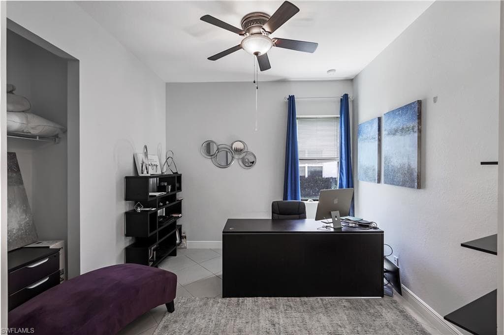 1685 Serrano CIR, NAPLES FL 34105-19